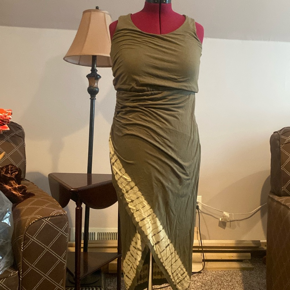 Chico’s Army Green Stretchy Summer Dress